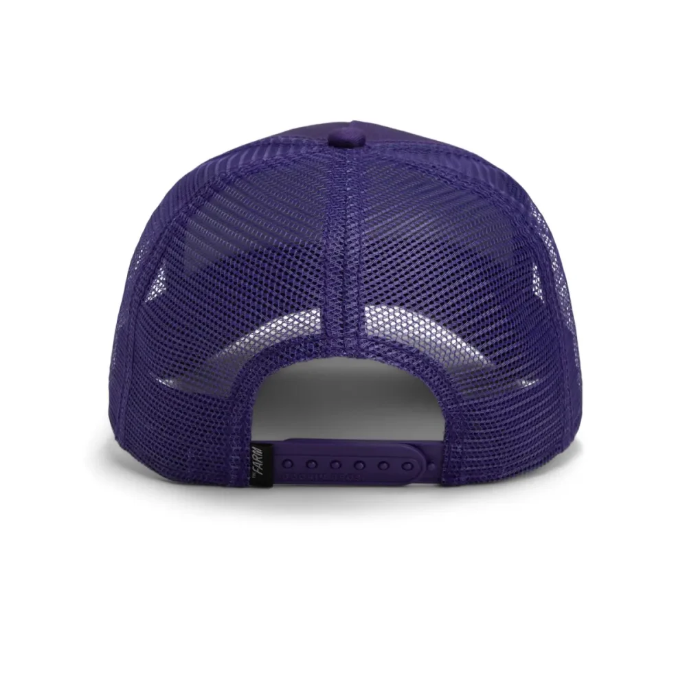 Baseball Cap Legendary Wolf - Image 6
