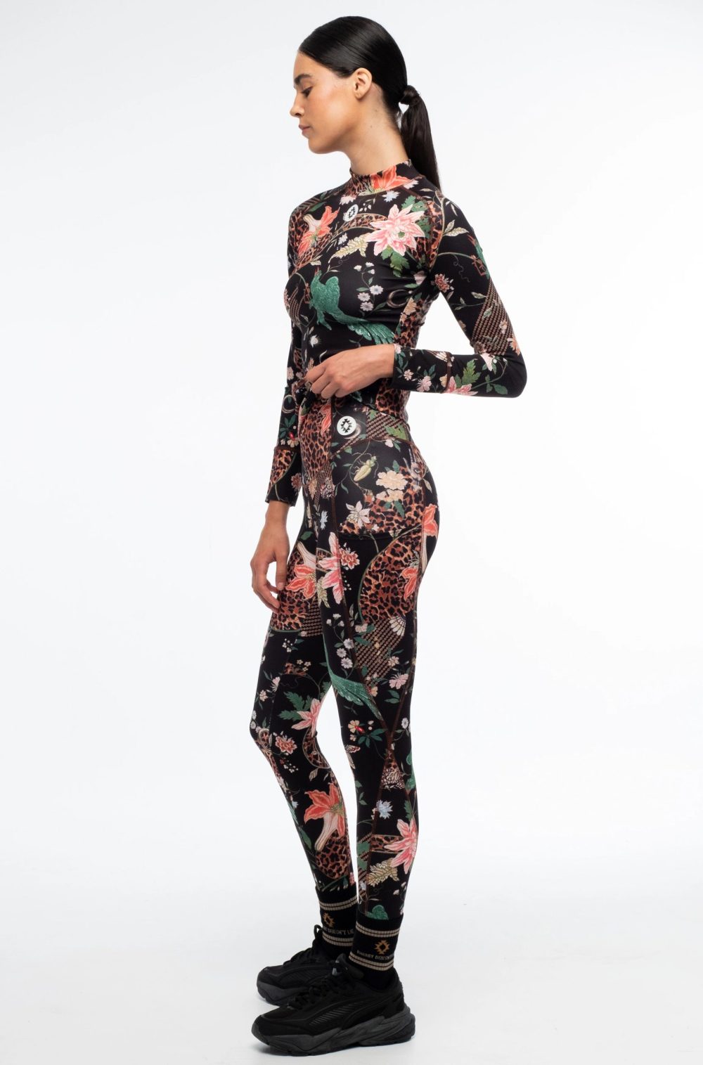 Sacred Wild Sports Leggings - With Pockets - Image 4