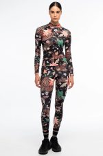 Sacred Wild Sports Leggings - With Pockets