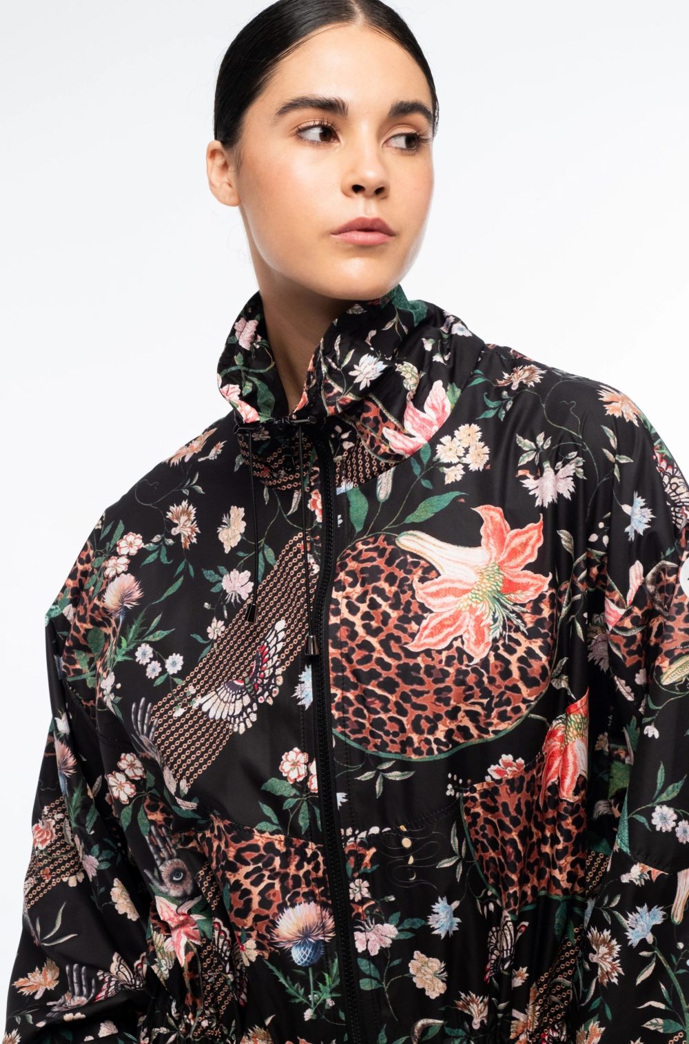 Sacred Wild Track Jacket - Image 12
