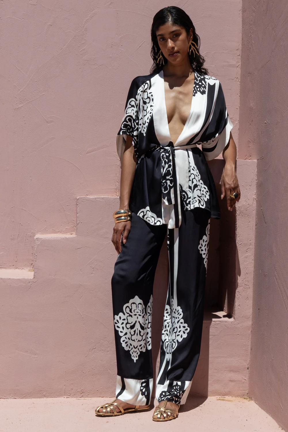 15104N105-BLACK_15106N502-BLACK_1_jbg8z2.webp Liora Pants - Black - Image 1