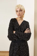 Midnight Flow Cropped Top - Image 4