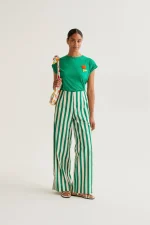 Tulip Embroidery T-Shirt - Green - Image 5