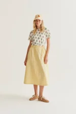 Gardener Print T-Shirt - Image 5