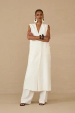 Blanc Lumiere Vest