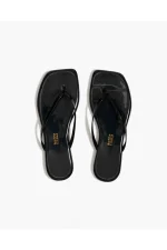 Square Toe Lily - Licorice