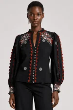 Gunnel Top - Onyx Black With Papyrus