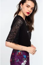 Icon T-Shirt - Cotton - Black - Image 3