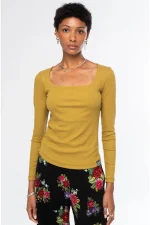 Joy Top - Rib - Olive - Image 2